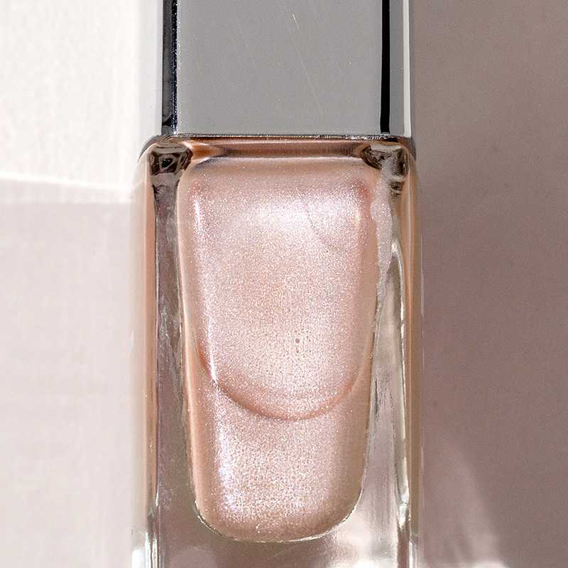 BUTTER LONDON Champagne Princess Patent Shine 10X-Wegański lakier do paznokci